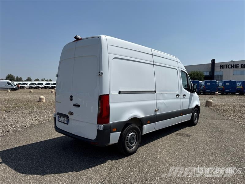 Mercedes-Benz Sprinter 311CDI Cargo Van Gesloten bedrijfswagens