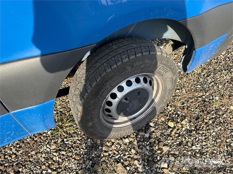 Mercedes-Benz Sprinter 211 CDi Cargo Van Utilitaire