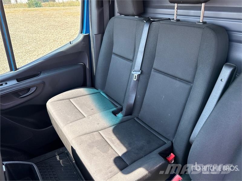 Mercedes-Benz Sprinter 211 CDi Cargo Van Utilitaire