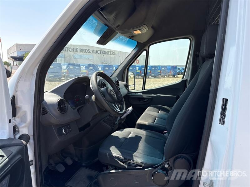 Mercedes-Benz Sprinter 311CDI Cargo Van Gesloten bedrijfswagens