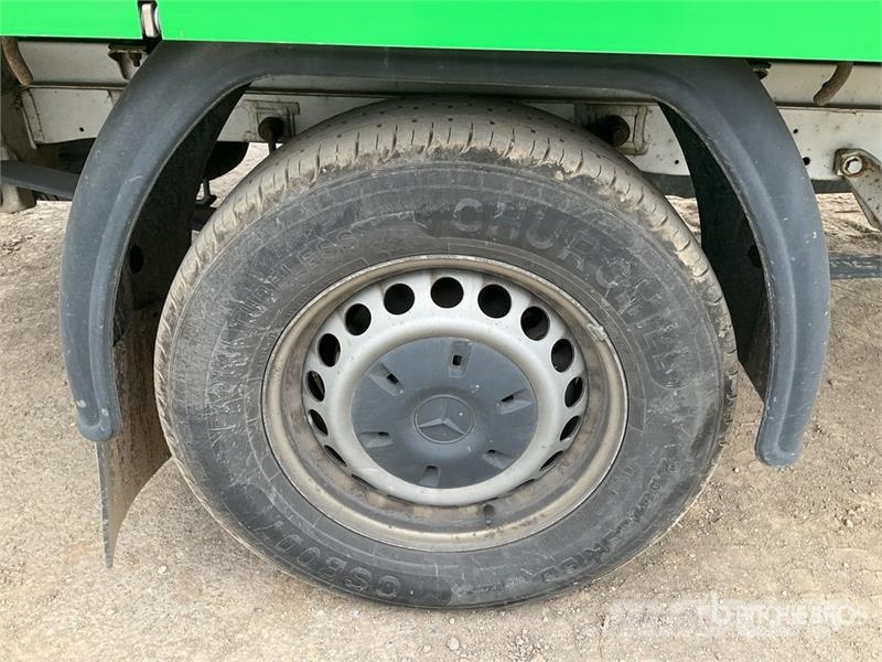 Mercedes-Benz Sprinter Van Truck Camion cassonati