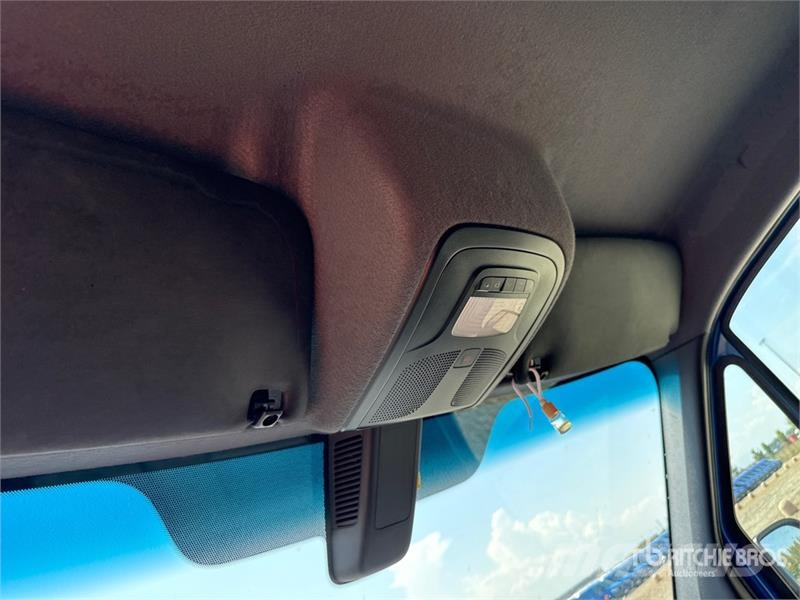 Mercedes-Benz Sprinter 211 CDi Cargo Van Utilitaire