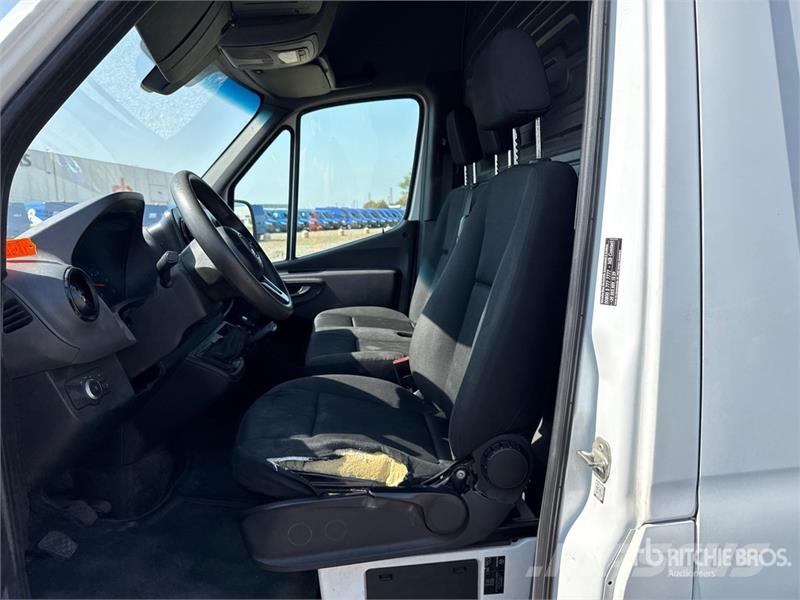 Mercedes-Benz Sprinter 314CDI Cargo Van Pakettiautot