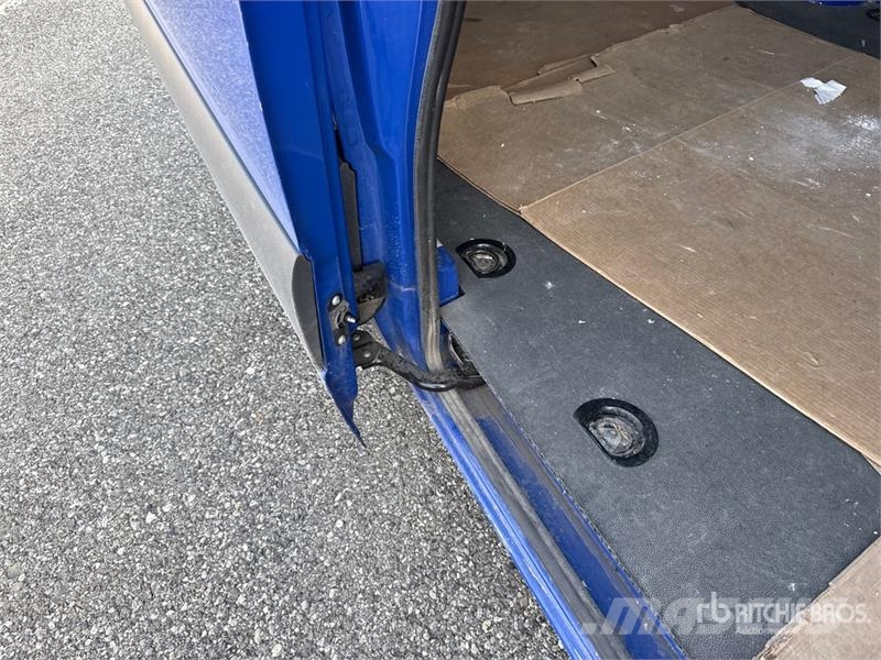 Mercedes-Benz Sprinter 311CDI Cargo Van Utilitaire