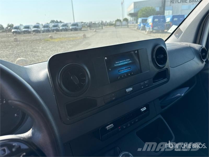 Mercedes-Benz Sprinter 314CDI Cargo Van Pakettiautot