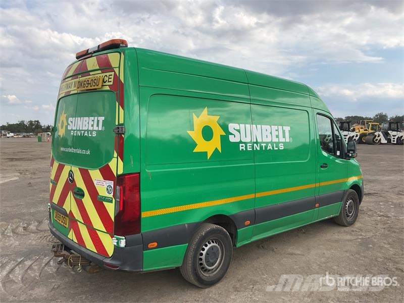 Mercedes-Benz Sprinter Varevogne