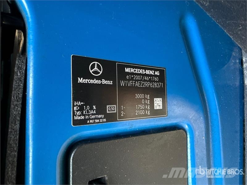 Mercedes-Benz Sprinter 211 CDi Cargo Van Lieferwagen