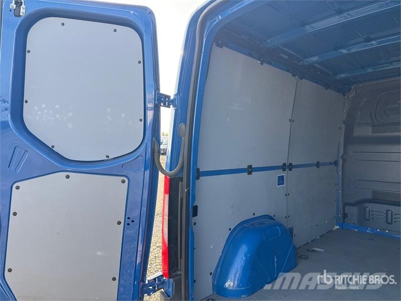 Mercedes-Benz Sprinter 211 CDi Cargo Van Utilitaire