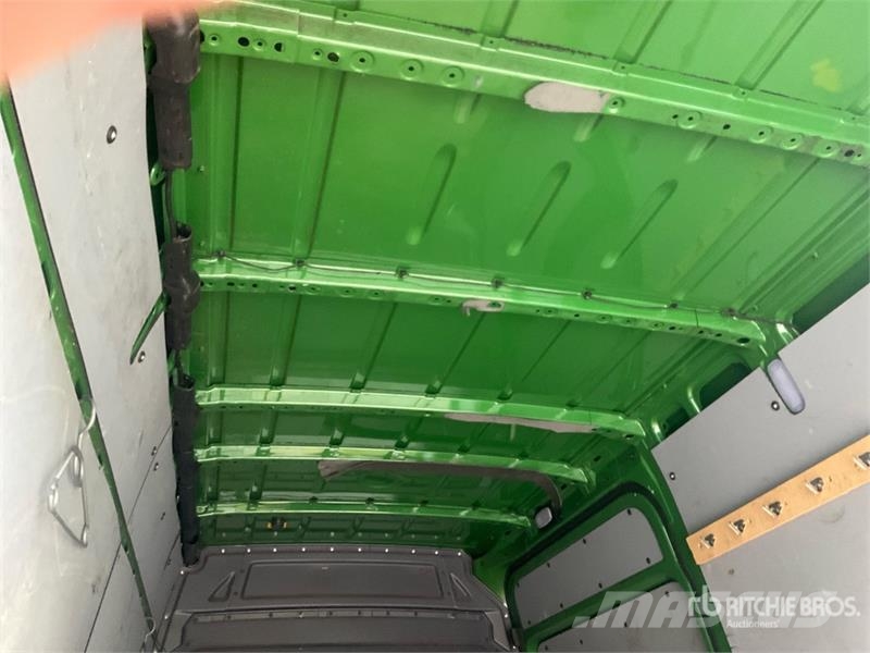Mercedes-Benz Sprinter Cargo Van Panel vans
