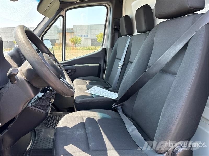 Mercedes-Benz Sprinter 311CDI Van Truck Kastenaufbau