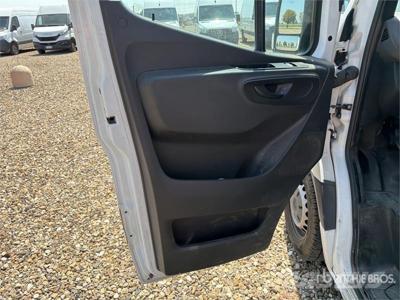 Mercedes-Benz Sprinter 311CDI Cargo Van Gesloten bedrijfswagens