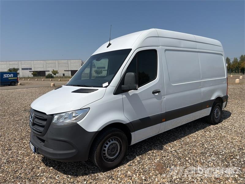 Mercedes-Benz Sprinter 311CDI Cargo Van Gesloten bedrijfswagens
