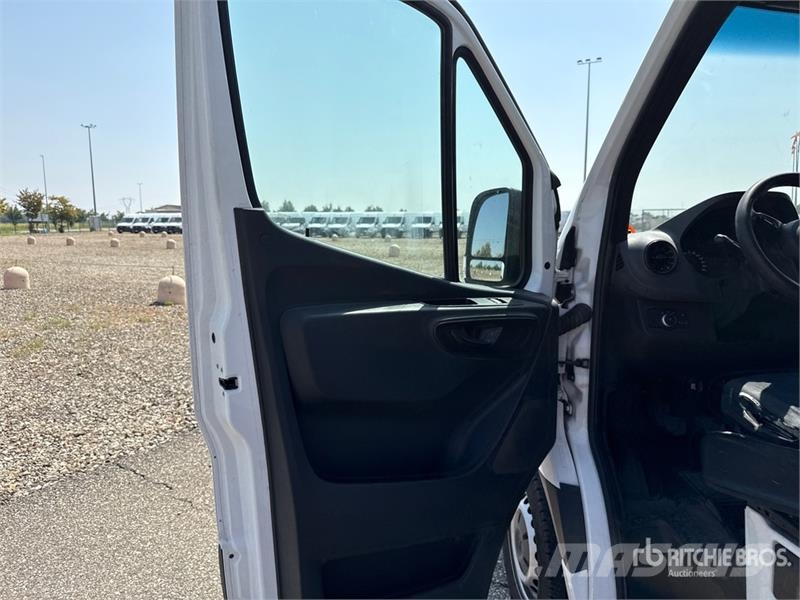 Mercedes-Benz Sprinter 311CDI Cargo Van Gesloten bedrijfswagens