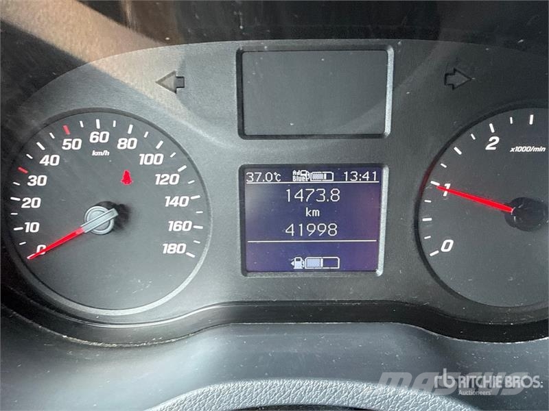 Mercedes-Benz Sprinter 211 CDi Cargo Van Utilitaire