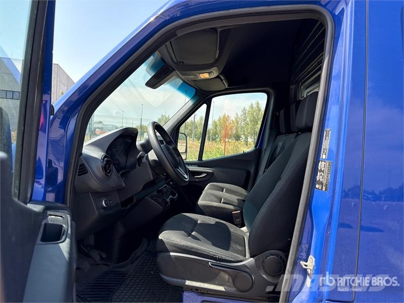 Mercedes-Benz Sprinter 311CDI Cargo Van Carrinhas de caixa fechada