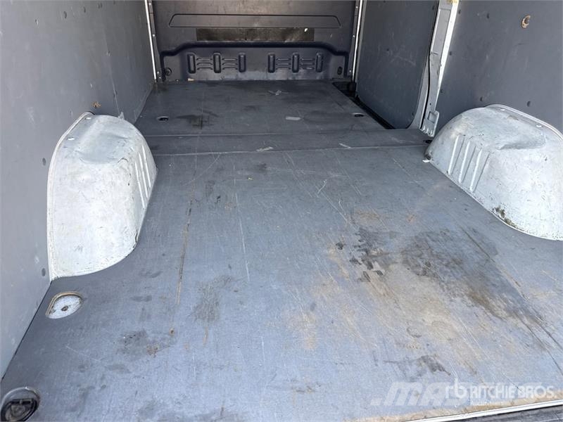 Mercedes-Benz Sprinter 314CDI Cargo Van Pakettiautot