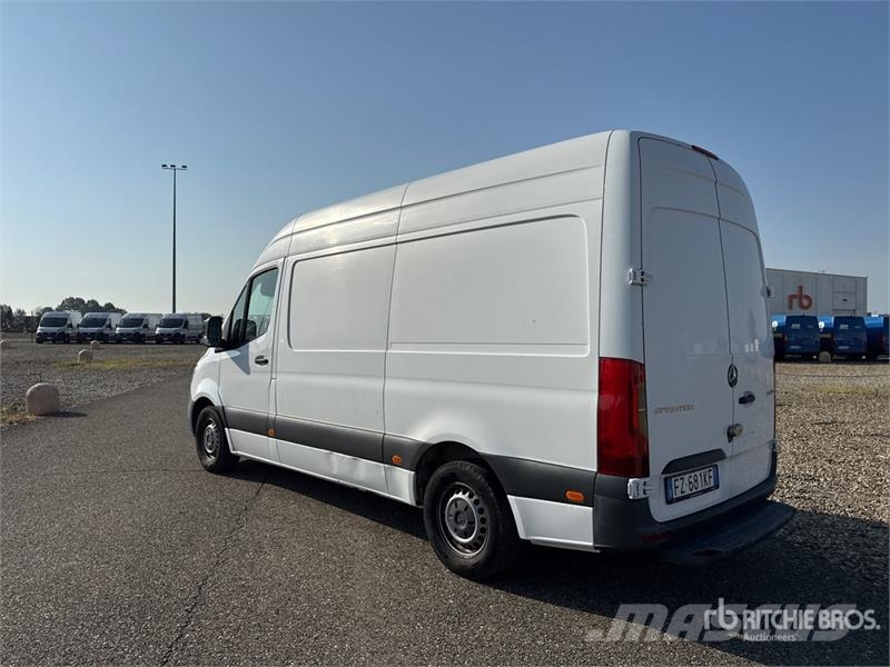 Mercedes-Benz Sprinter 314CDI Cargo Van Pakettiautot