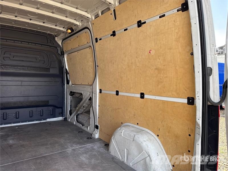 Mercedes-Benz Sprinter 311CDI Cargo Van Utilitaire