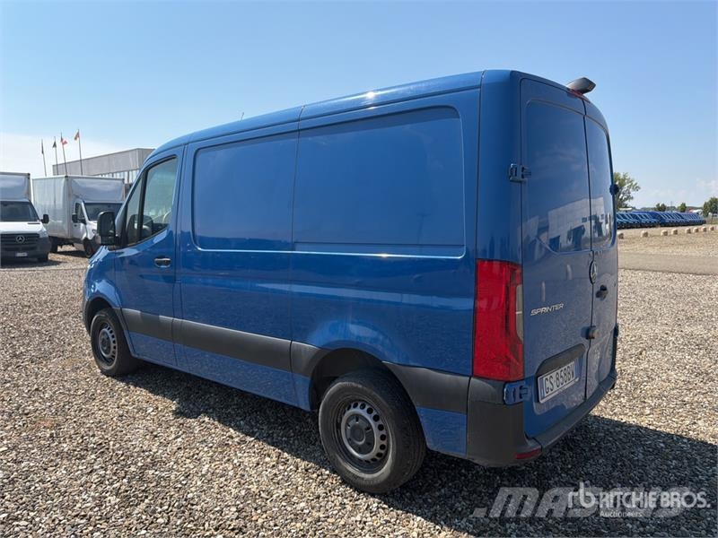 Mercedes-Benz Sprinter 211 CDi Cargo Van Lieferwagen
