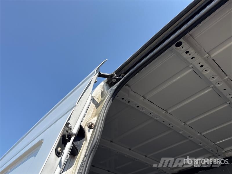 Mercedes-Benz Sprinter 314CDI Cargo Van Pakettiautot
