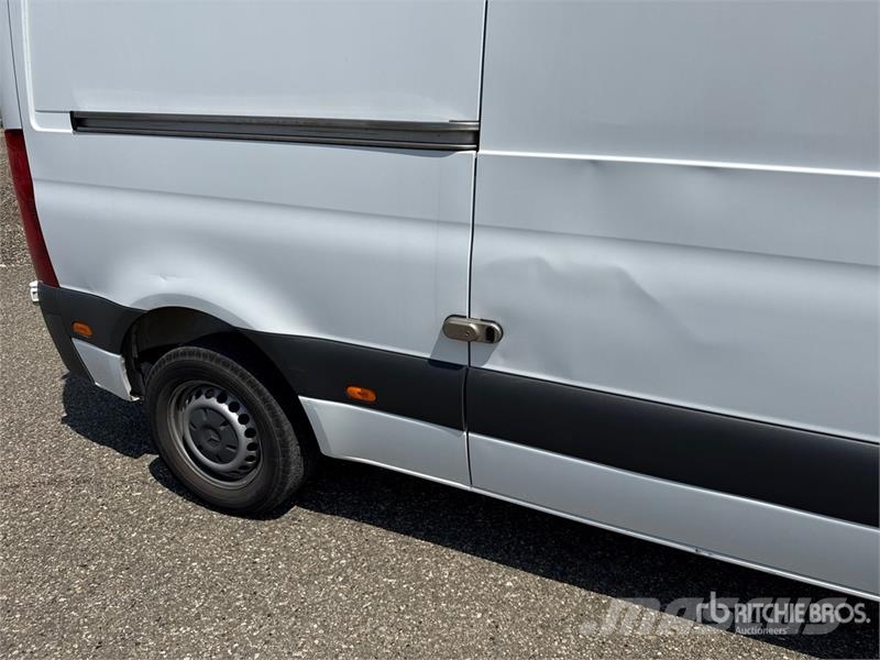 Mercedes-Benz Sprinter 311CDI Cargo Van Gesloten bedrijfswagens