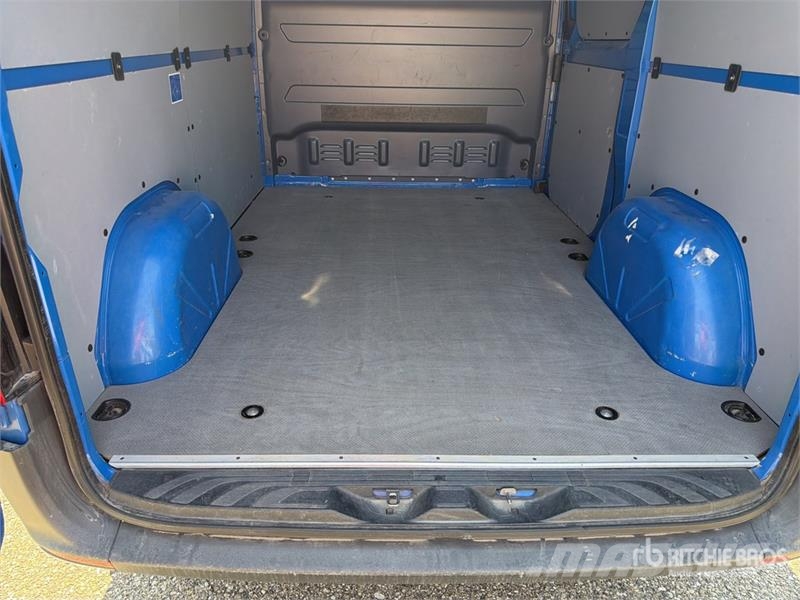 Mercedes-Benz Sprinter 211 CDi Cargo Van Utilitaire