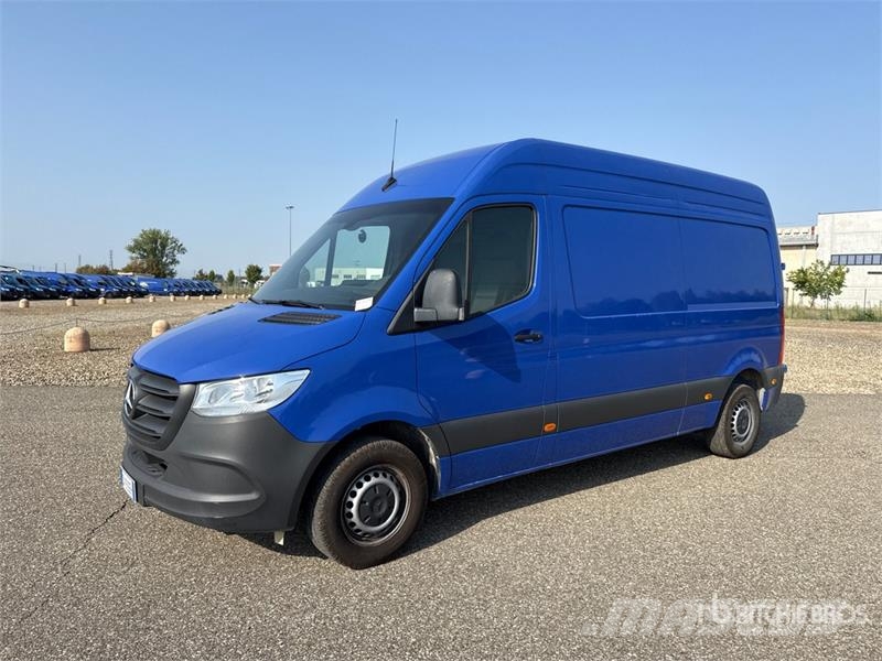Mercedes-Benz Sprinter 311CDI Cargo Van Utilitaire