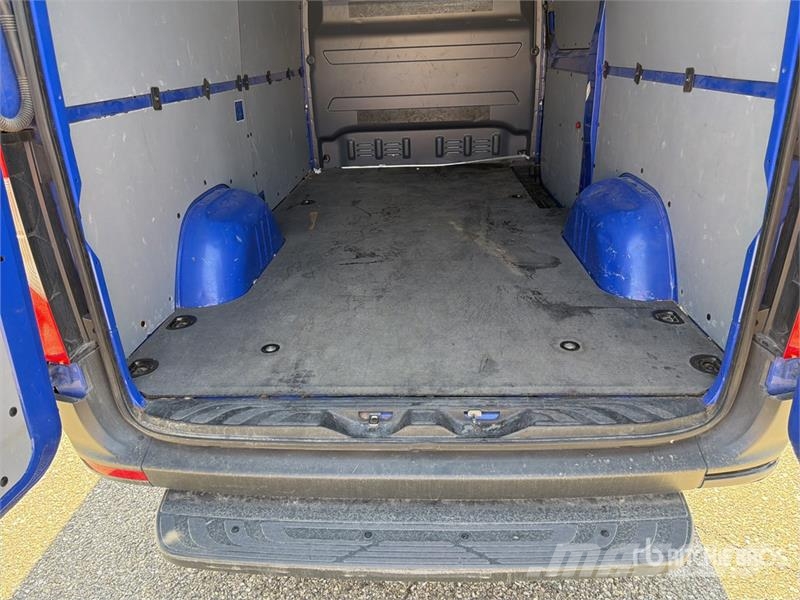 Mercedes-Benz Sprinter 311CDI Cargo Van Utilitaire
