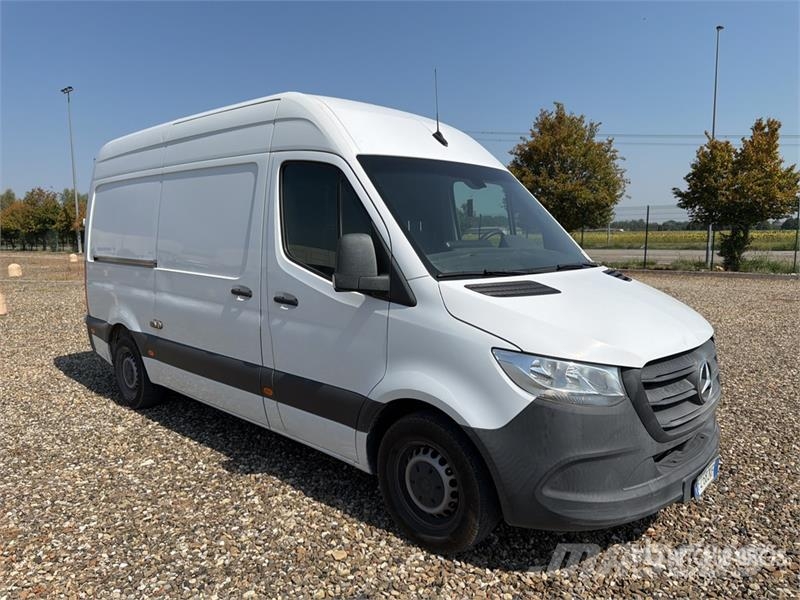 Mercedes-Benz Sprinter 314CDI Cargo Van Pakettiautot