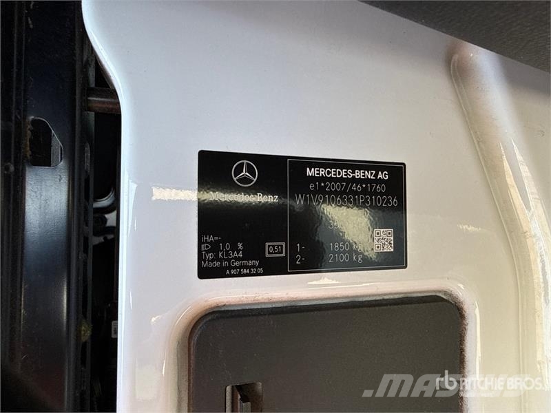 Mercedes-Benz Sprinter 311CDI Cargo Van Gesloten bedrijfswagens