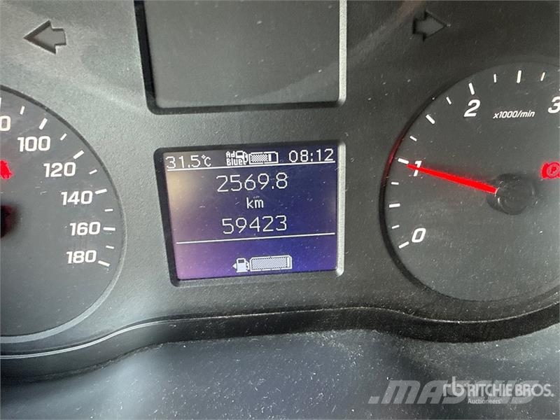 Mercedes-Benz Sprinter 211 CDi Cargo Van Utilitaire