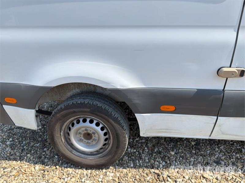 Mercedes-Benz Sprinter 311CDI Cargo Van Gesloten bedrijfswagens