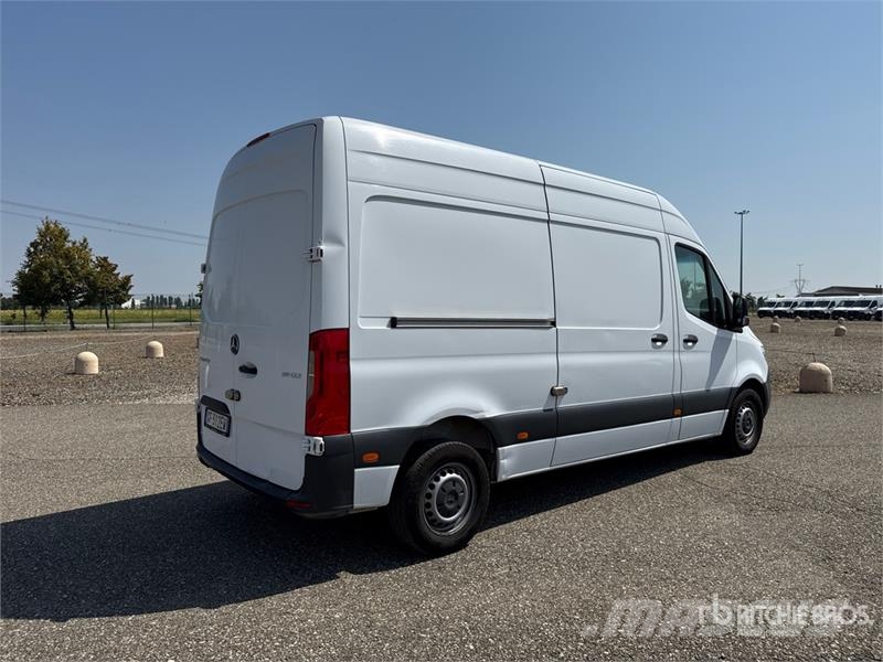 Mercedes-Benz Sprinter 311CDI Cargo Van Gesloten bedrijfswagens