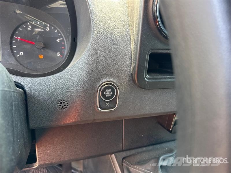 Mercedes-Benz Sprinter 311CDI Cargo Van Dodávky