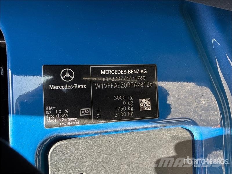Mercedes-Benz Sprinter 211 CDi Cargo Van Utilitaire