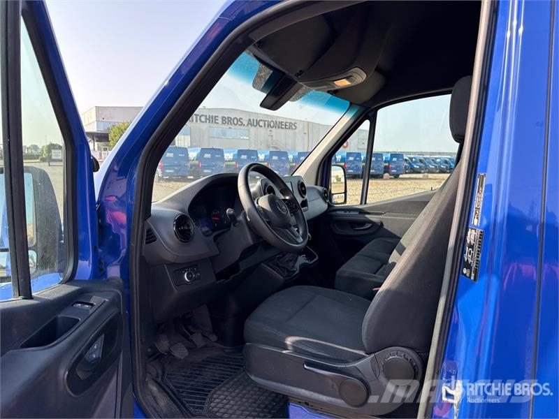 Mercedes-Benz Sprinter 311CDI Cargo Van Dodávky