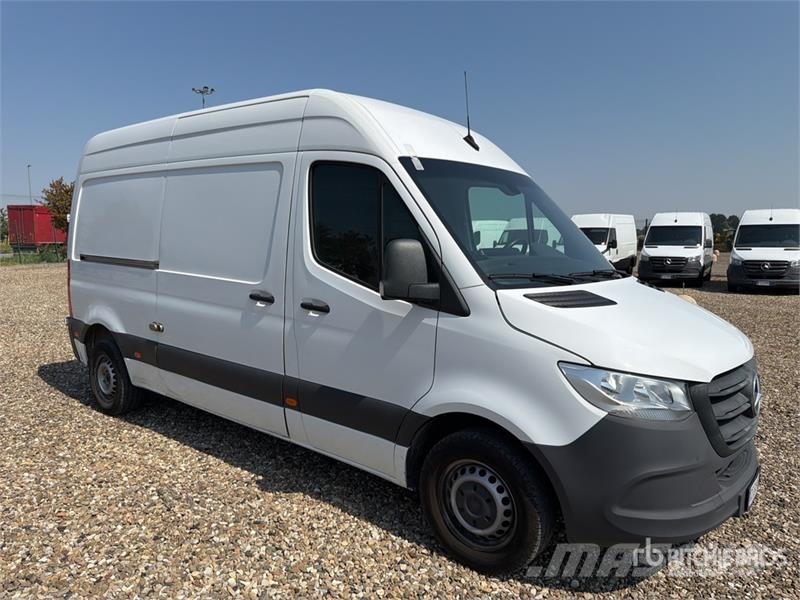 Mercedes-Benz Sprinter 311CDI Cargo Van Gesloten bedrijfswagens