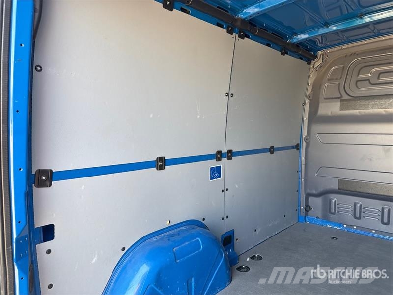 Mercedes-Benz Sprinter 211 CDi Cargo Van Lieferwagen