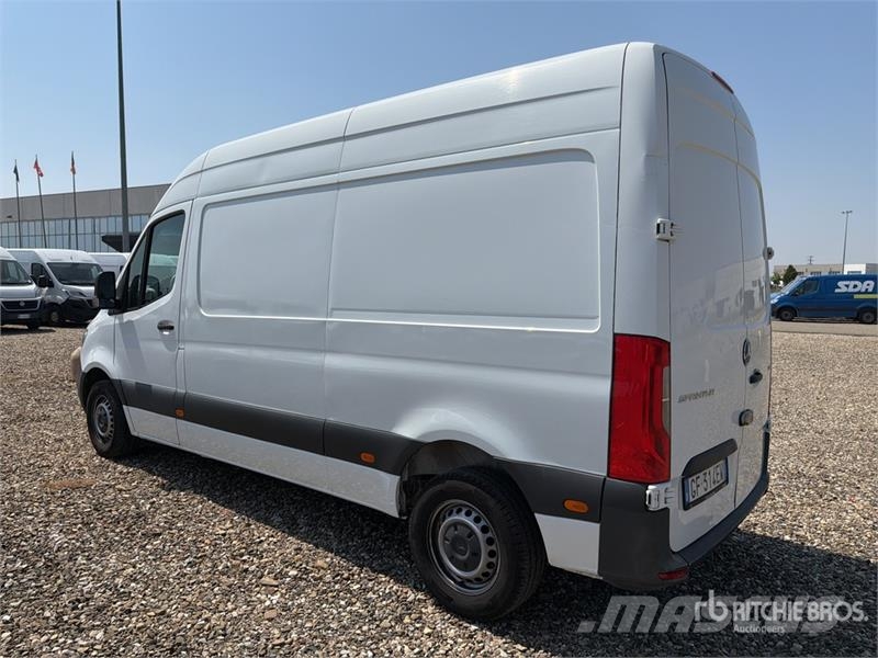 Mercedes-Benz Sprinter 311CDI Cargo Van Gesloten bedrijfswagens