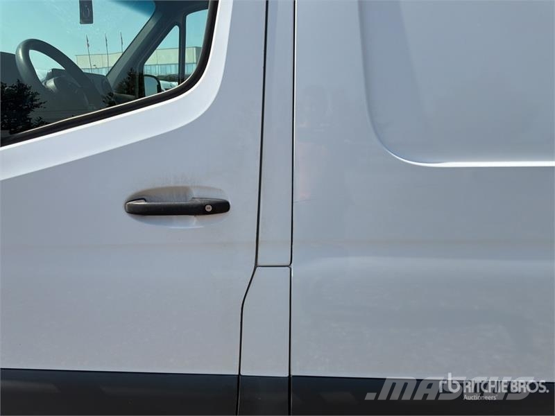 Mercedes-Benz Sprinter 314CDI Cargo Van Pakettiautot