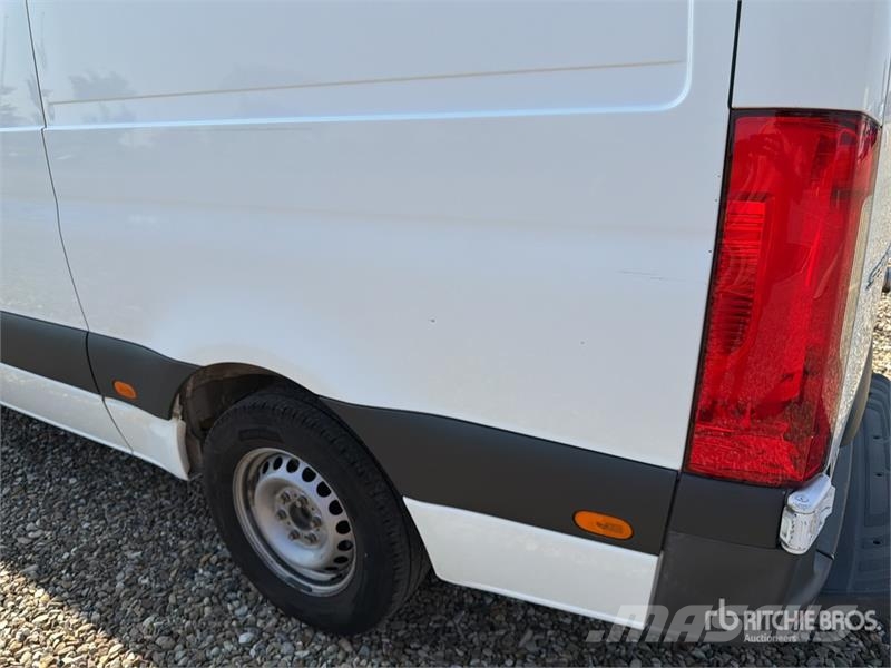 Mercedes-Benz Sprinter 314CDI Cargo Van Pakettiautot