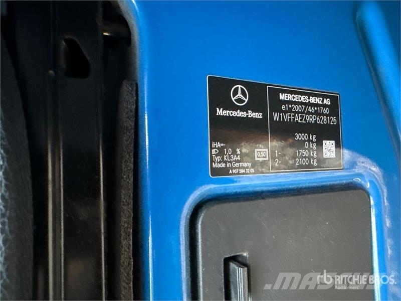 Mercedes-Benz Sprinter 211 CDi Cargo Van Utilitaire