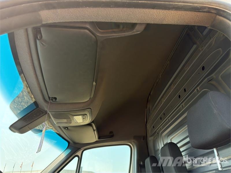Mercedes-Benz Sprinter 314CDI Cargo Van Pakettiautot