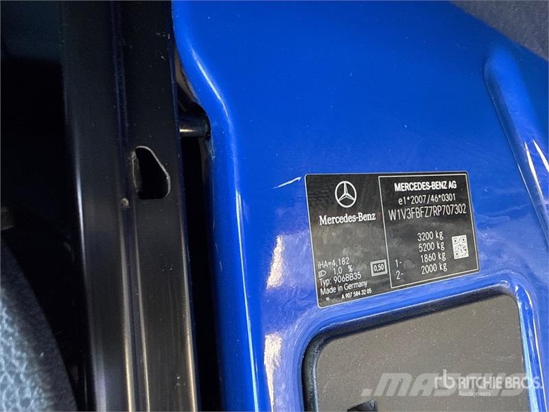 Mercedes-Benz Sprinter 311CDI Cargo Van Utilitaire