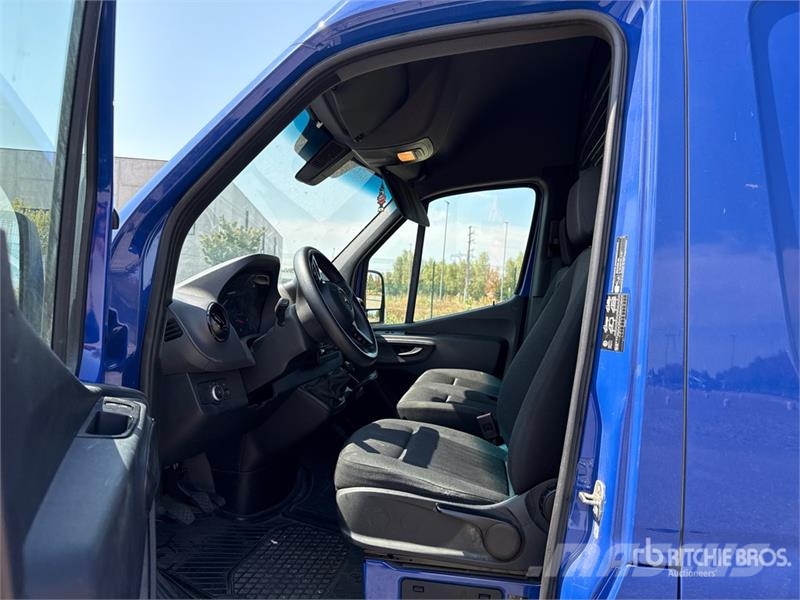 Mercedes-Benz Sprinter 311CDI Cargo Van Dodávky