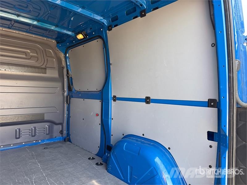 Mercedes-Benz Sprinter 211 CDi Cargo Van Lieferwagen