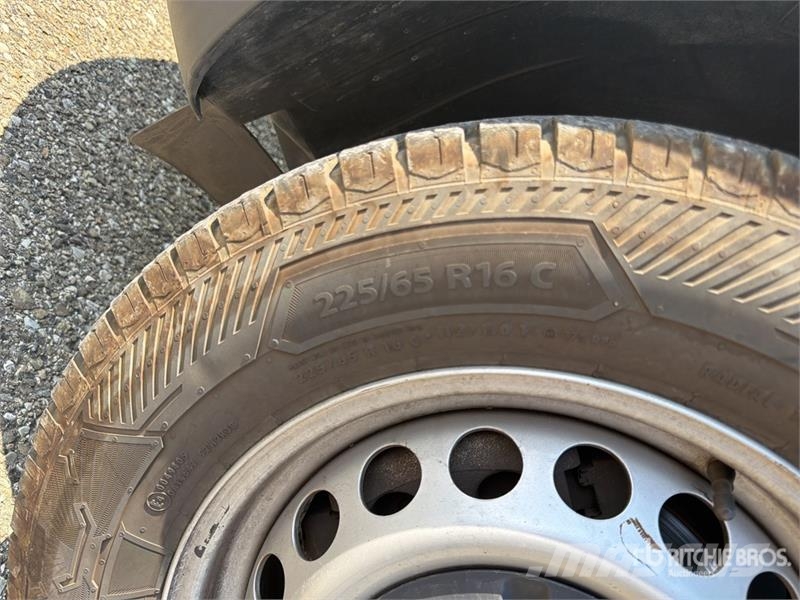 Mercedes-Benz Sprinter 211 CDi Cargo Van Utilitaire