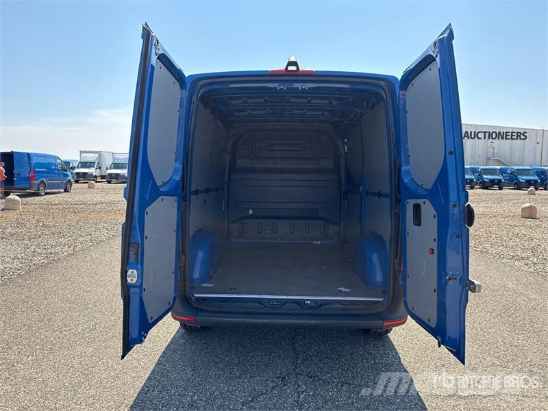 Mercedes-Benz Sprinter 211 CDi Cargo Van Utilitaire