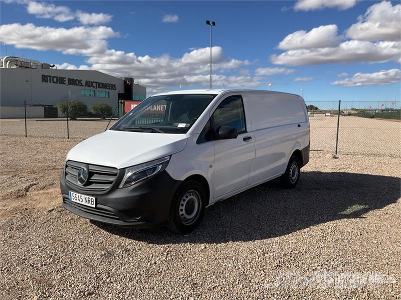 Mercedes-Benz Vito 110 CDI 廂式貨物運輸車