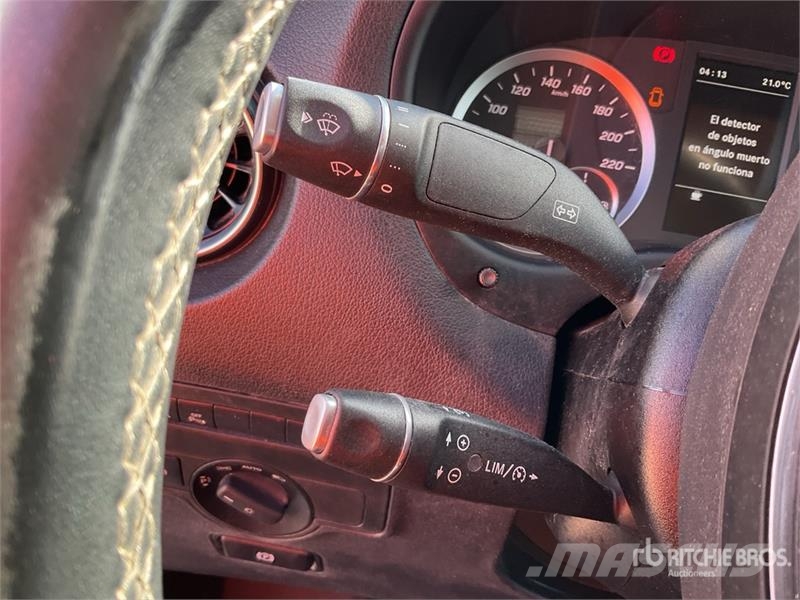 Mercedes-Benz Vito 110 CDI 廂式貨物運輸車